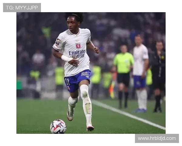 英超双雄竞逐里昂神锋!福法纳转会费或因降级缩水至 3000 万镑